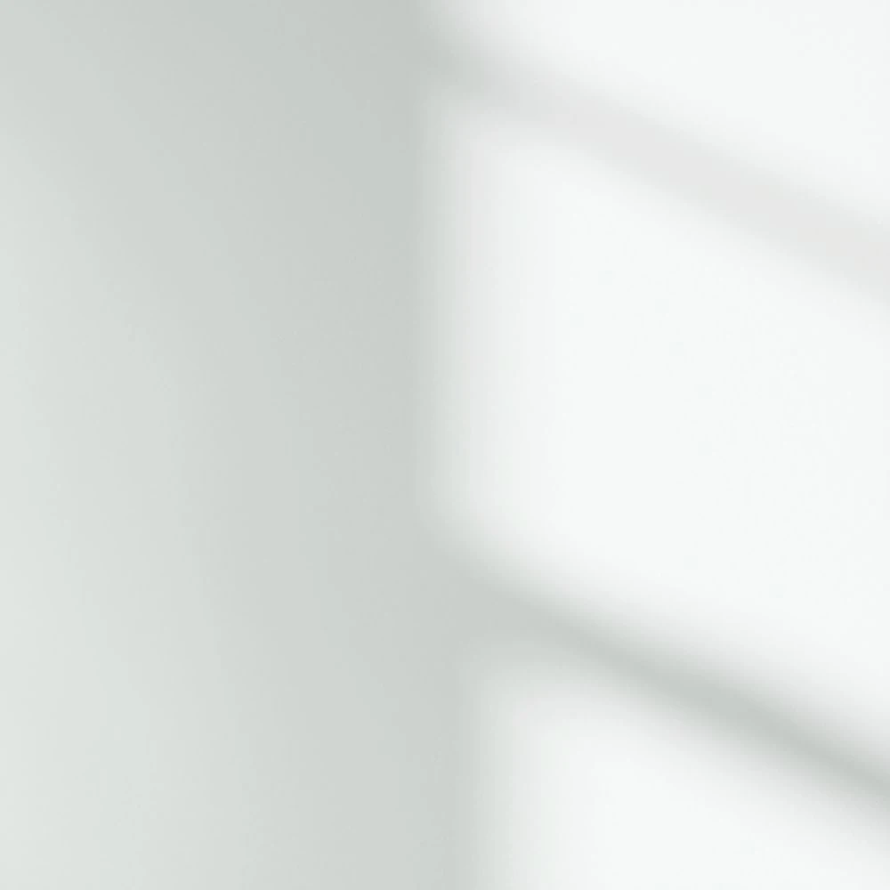 LickPro Matt White 07 Emulsion Paint 2.5Ltr - Image 3