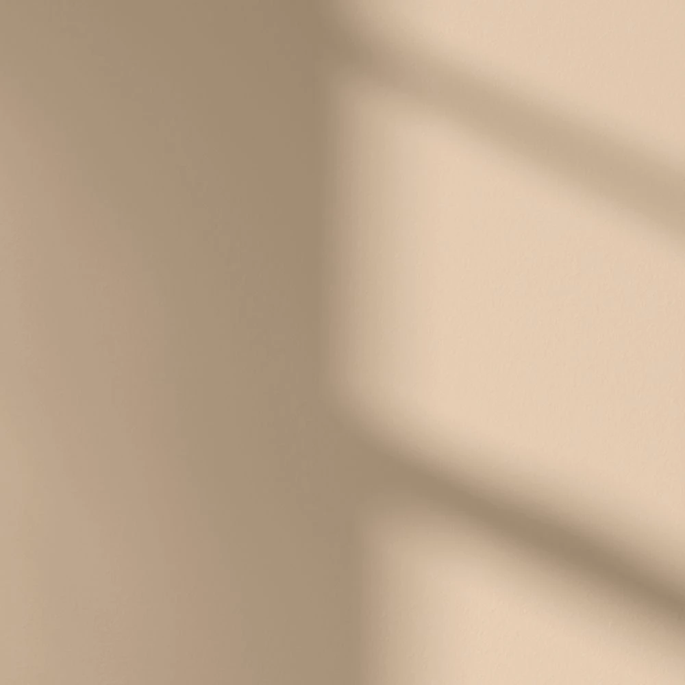 LickPro Eggshell Beige 07 Emulsion Paint 2.5Ltr - Image 3